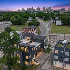 8 Beds! | Rooftop Lounge + 6 Min to Broadway