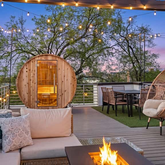 Sauna & Fire Pit with City Views! Walkable! 14 bds - Image 1